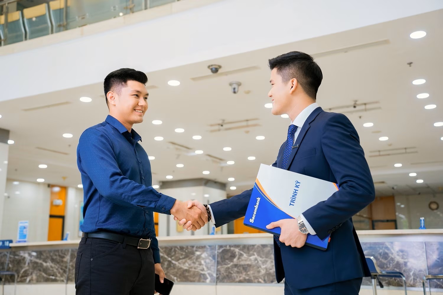 Chuyên viên Khách hàng Doanh nghiệp - hình