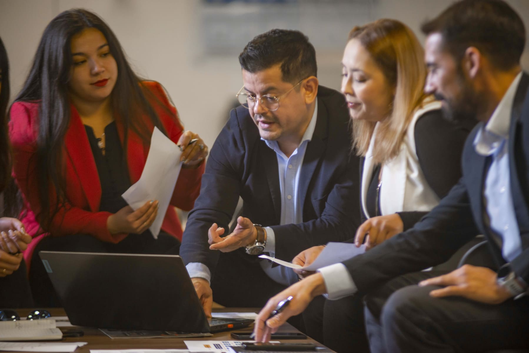 Personas reunidas USS