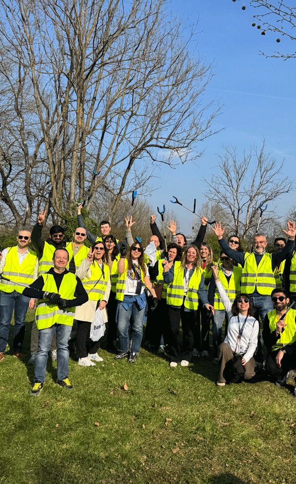 Volunteering Day at Cassinetta with the OEM Team!