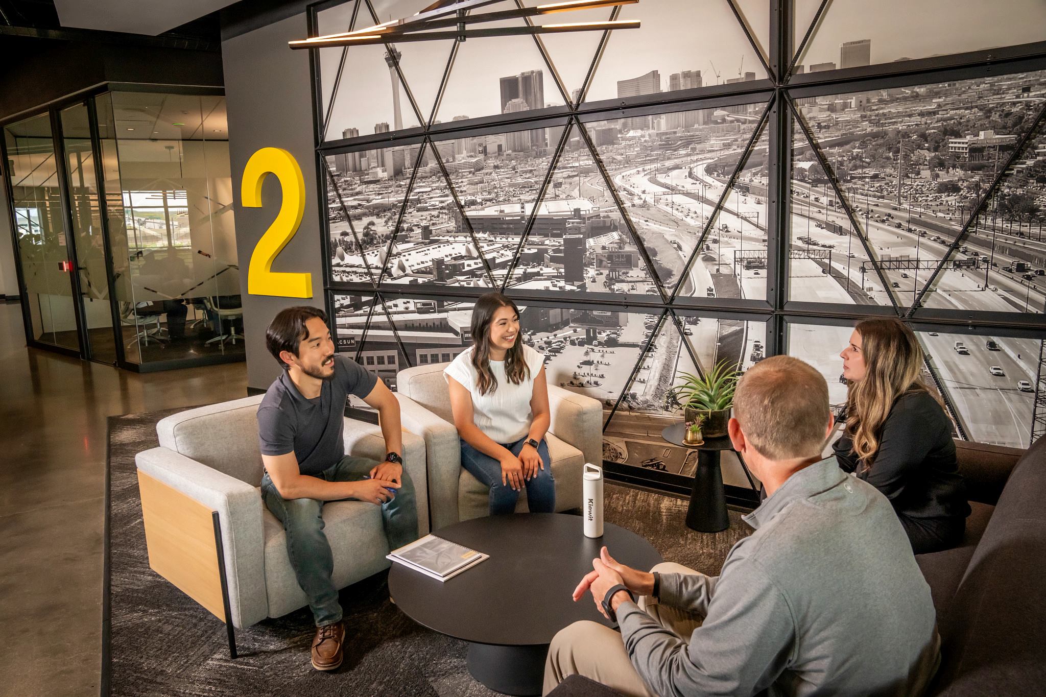 Kiewit team members reviewing project plans